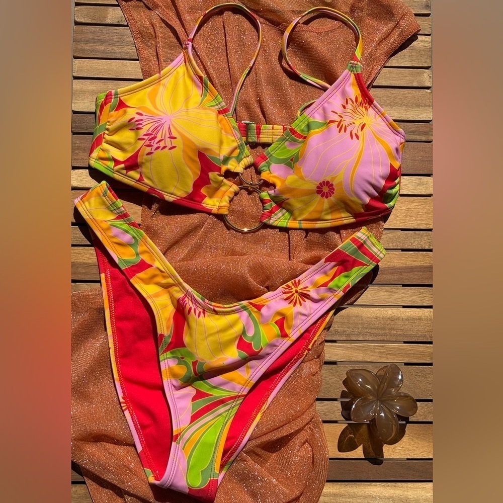 LARGE NWT Sports Illustrated Swim Floral Hawaiiana Bikini Rings Red Yellow Pink - Picture 4 of 6